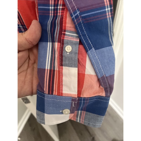 Hollister Plaid Button Up Shirt Size XL - Picture 5 of 9